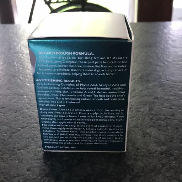 Peter Thomas Roth Peptide Amino Acid Exfoliating Peel Pads 60 pads - Picture 4 of 4